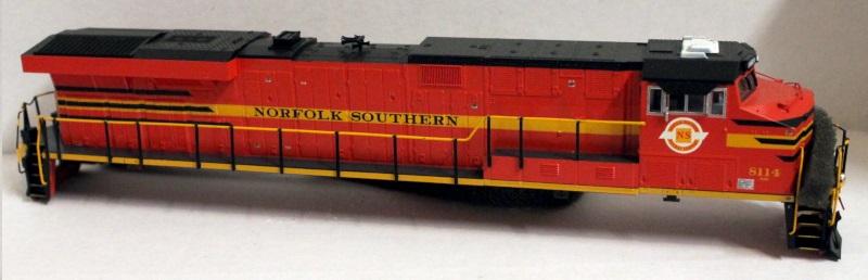 (image for) Shell w/Ditch Lights - Norfolk Southern Railway #8114 (HO ES44)